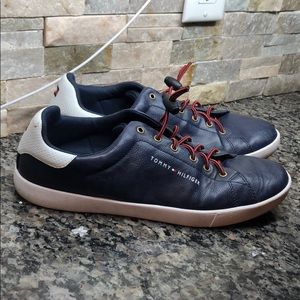 Tommy Hilfiger size 11